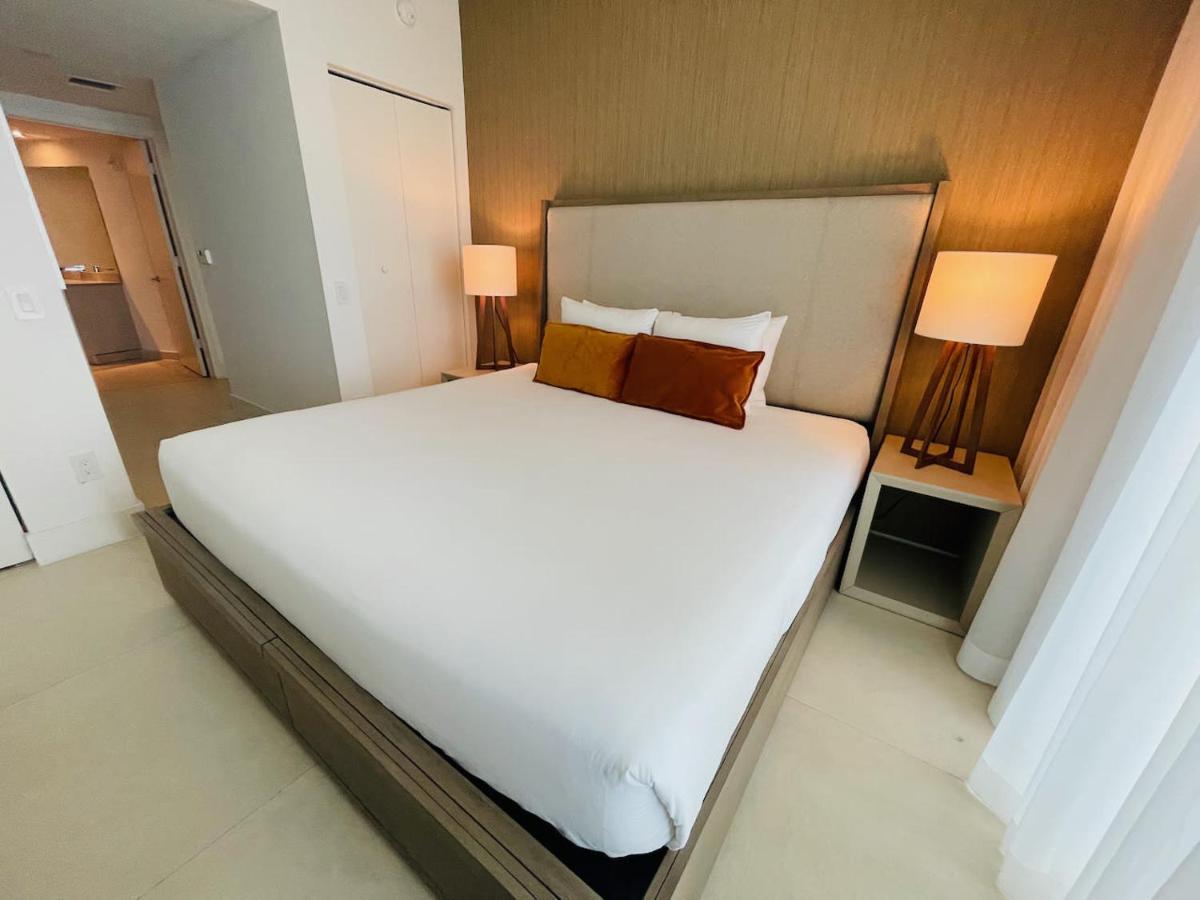 Stay At The Top With Amazing Views By Rent4Us Холивуд Екстериор снимка