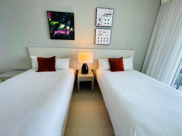 Stay At The Top With Amazing Views By Rent4Us Холивуд Екстериор снимка