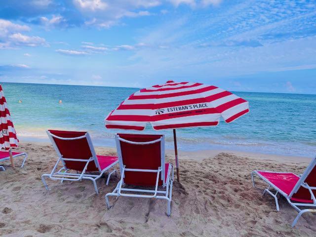 Stay At The Top With Amazing Views By Rent4Us Холивуд Екстериор снимка