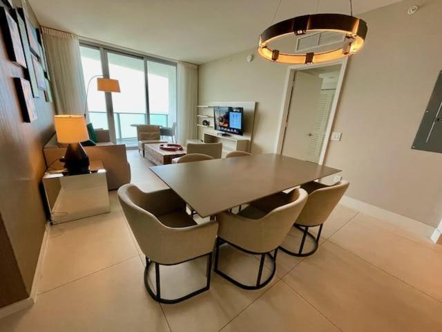Stay At The Top With Amazing Views By Rent4Us Холивуд Екстериор снимка