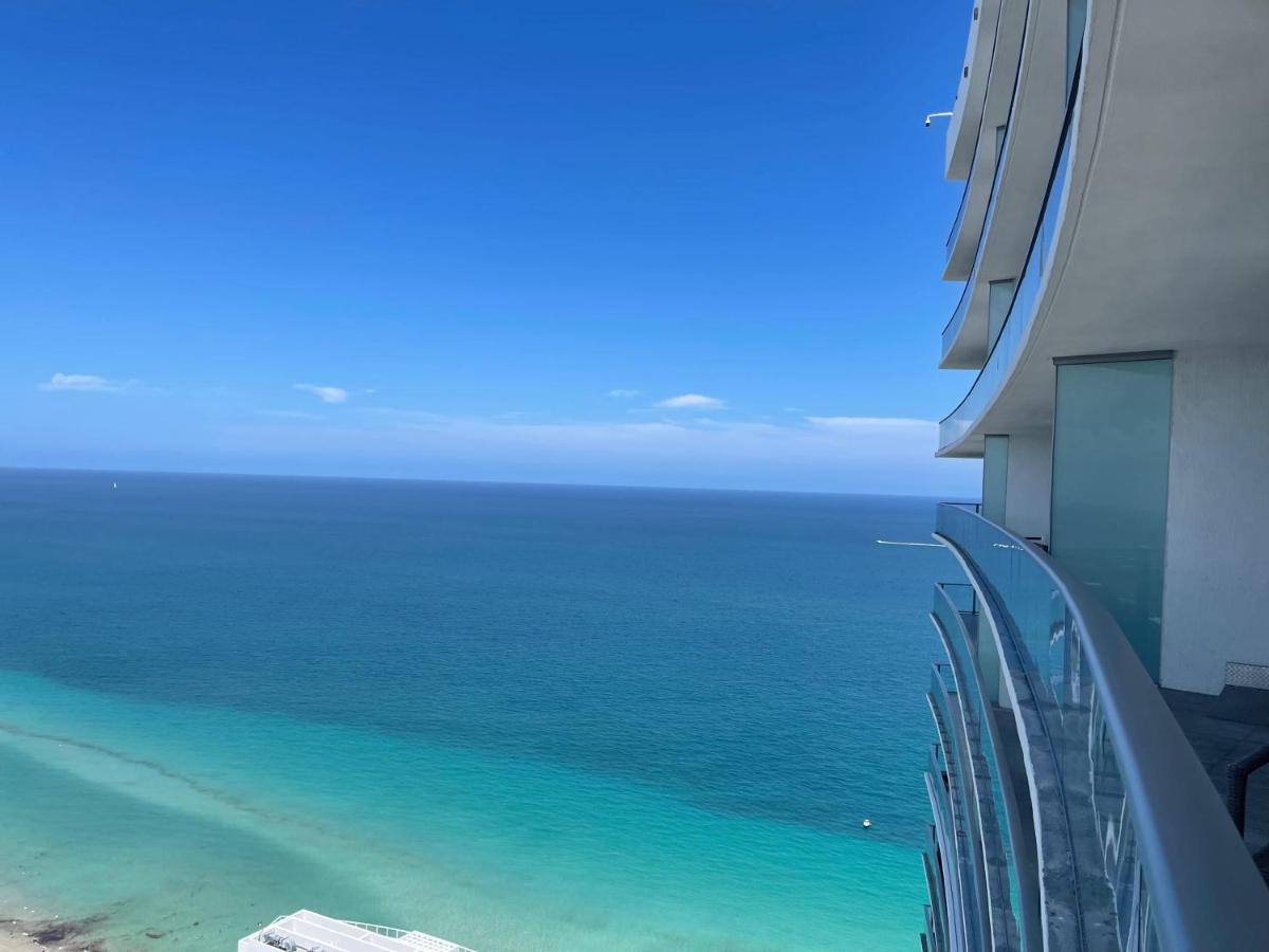 Stay At The Top With Amazing Views By Rent4Us Холивуд Екстериор снимка